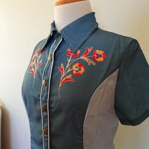 Floral Embroidered print Button-Up Shirt
